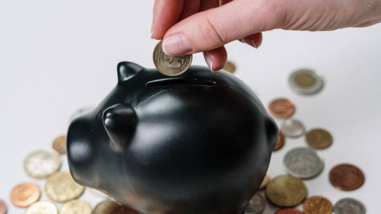 ¿GASTAS DINERO Y NO SABES EN QUÉ?